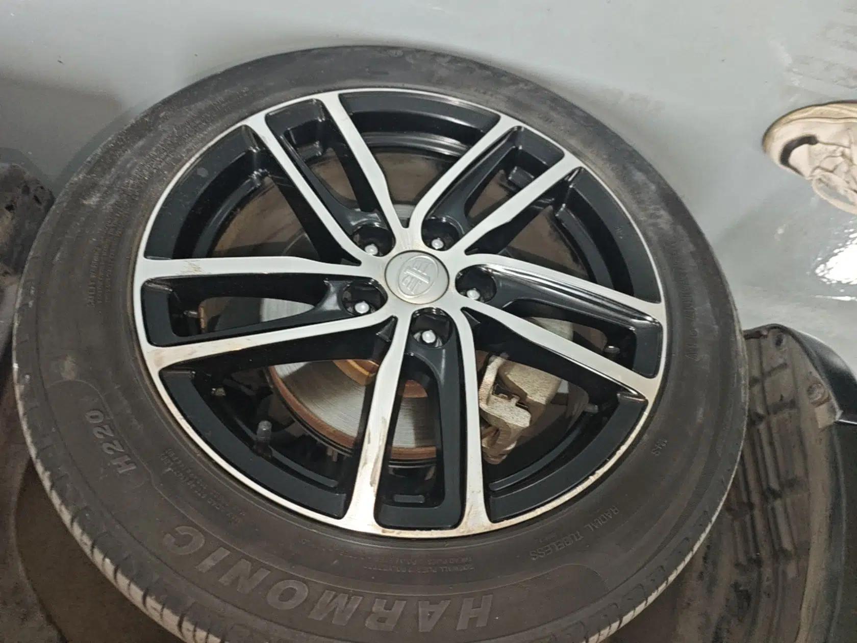 Bestune X40 2017 1.6L Automatic Luxury Model — миниатюра 8