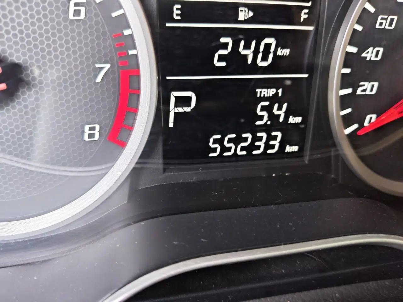 Bestune X40 2019 1.6L Automatic Luxury Edition China VI — миниатюра 13