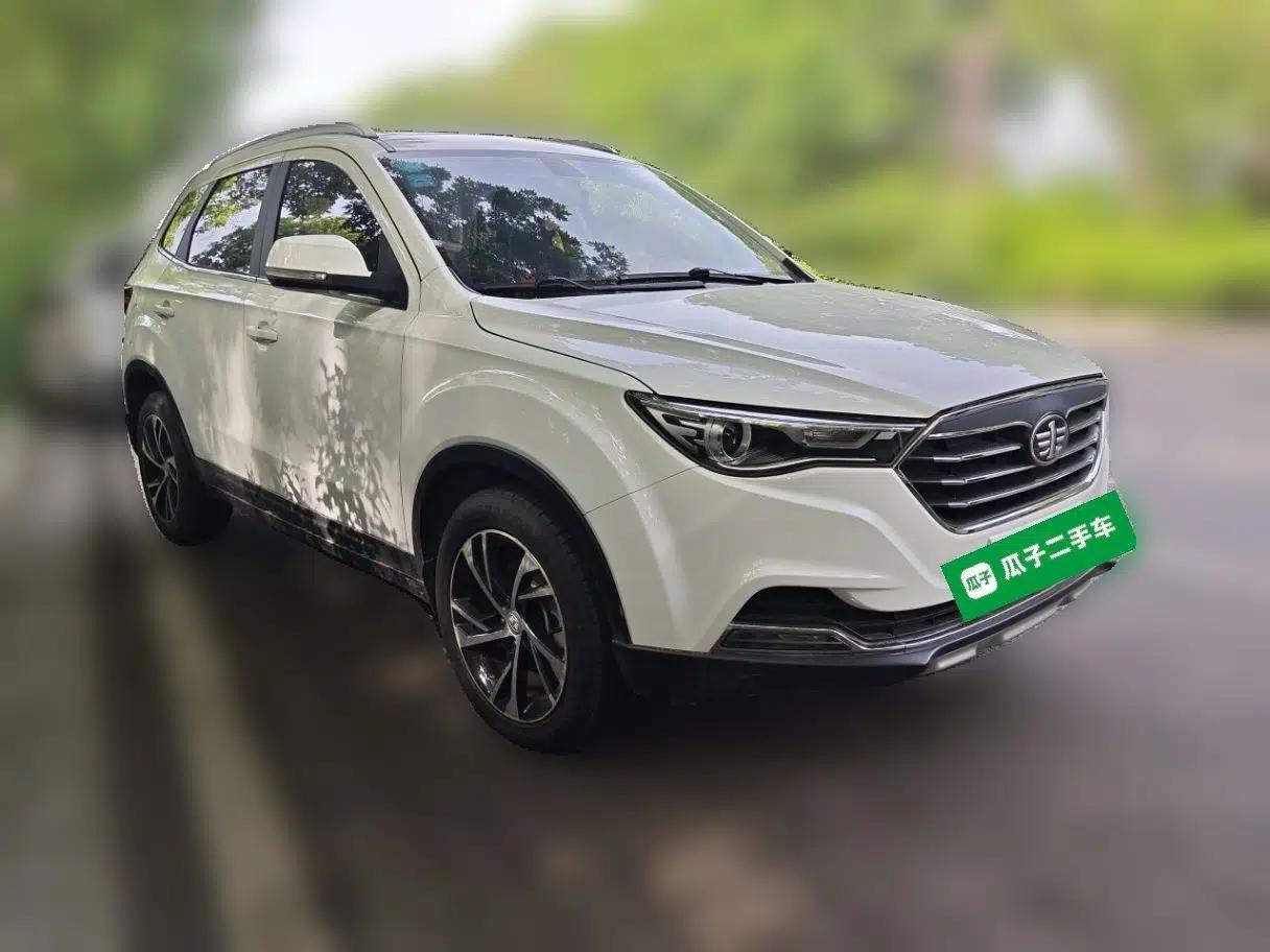 Bestune X40 2019 1.6L Automatic Luxury Edition China VI — миниатюра 3