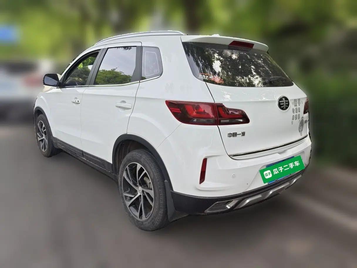 Bestune X40 2019 1.6L Automatic Luxury Edition China VI — миниатюра 4