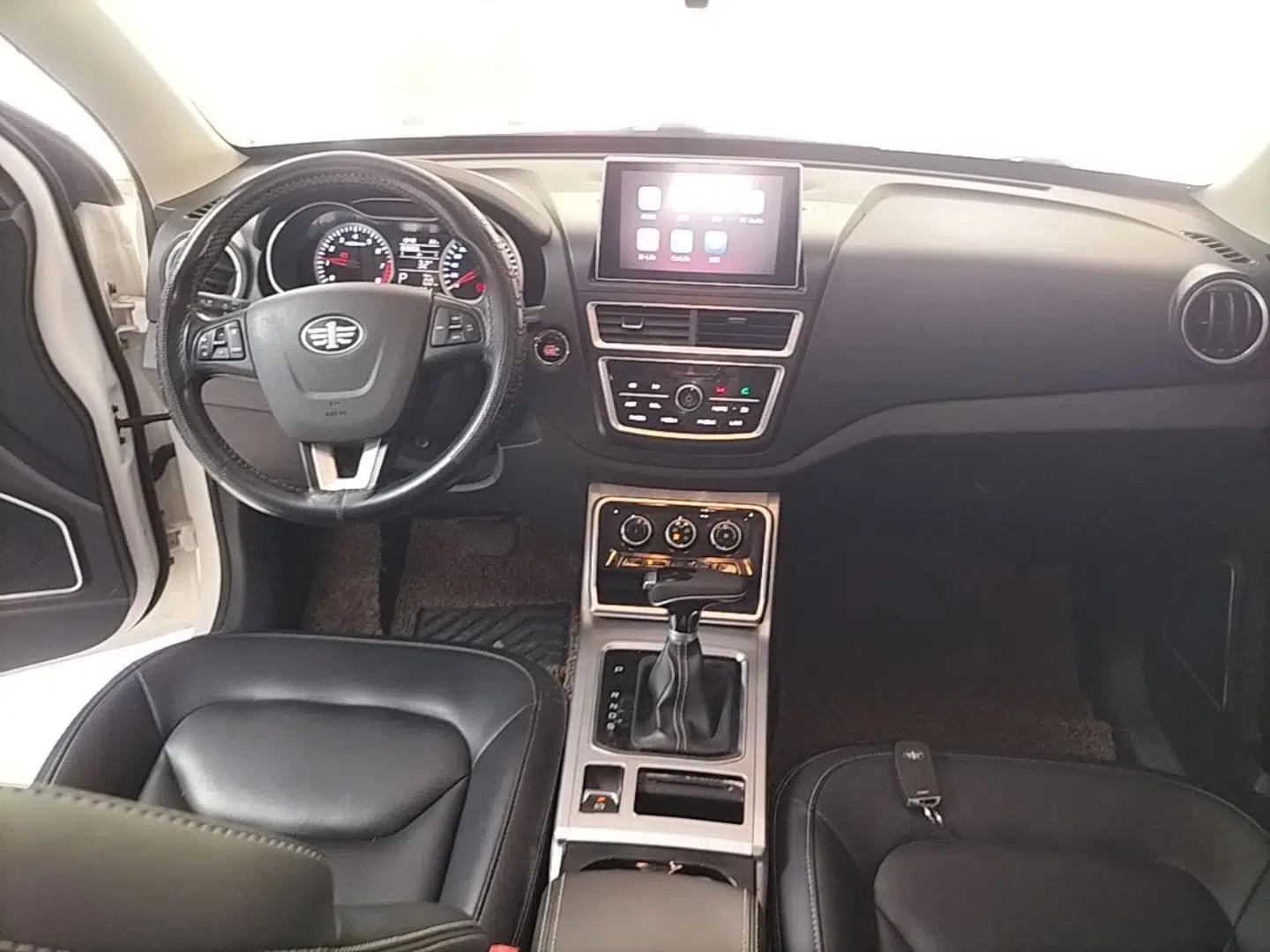 Bestune X40 2019 1.6L Automatic Luxury Edition China VI — миниатюра 13