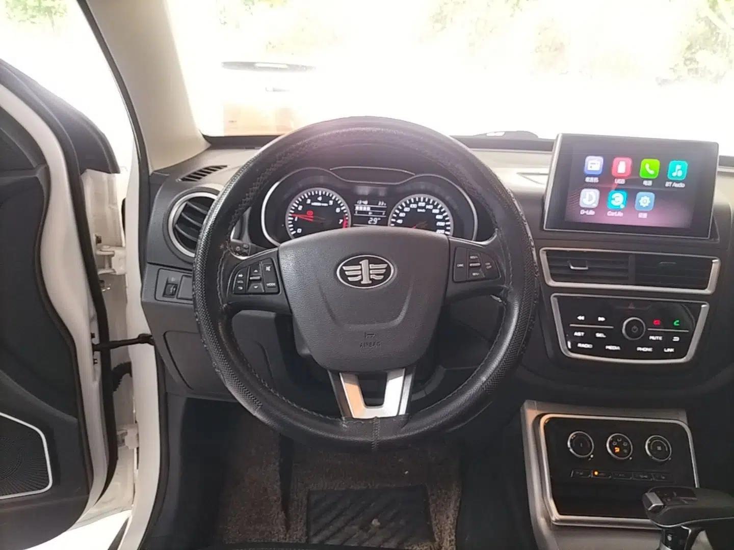 Bestune X40 2019 1.6L Automatic Luxury Edition China VI — миниатюра 14