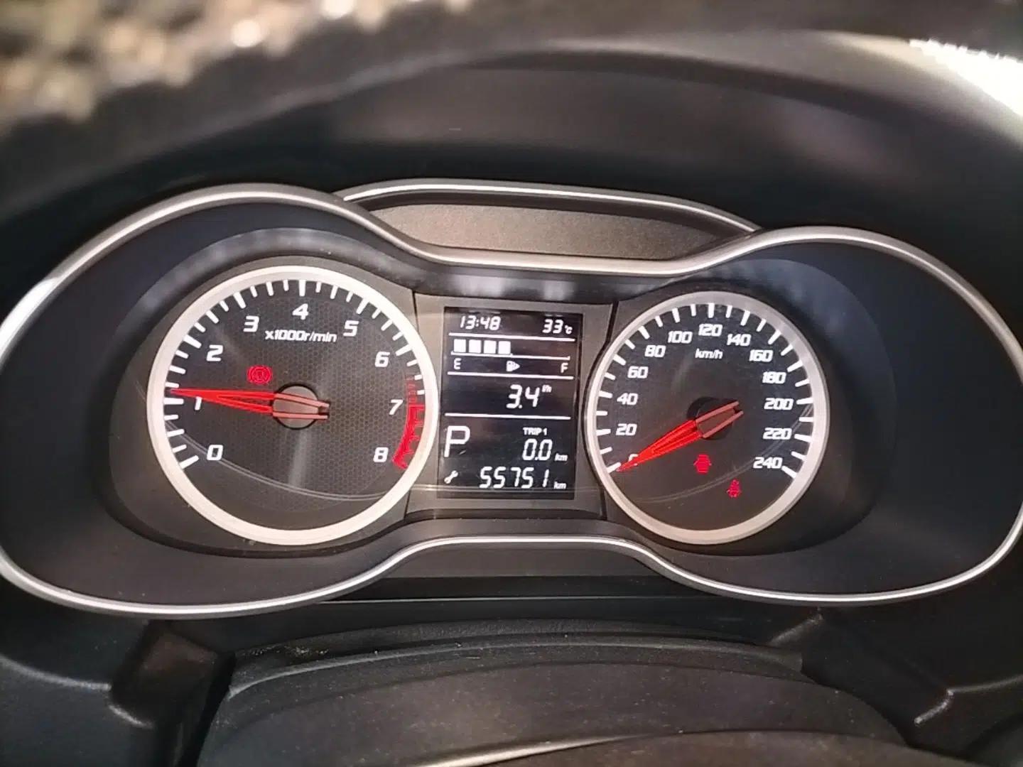 Bestune X40 2019 1.6L Automatic Luxury Edition China VI — миниатюра 15