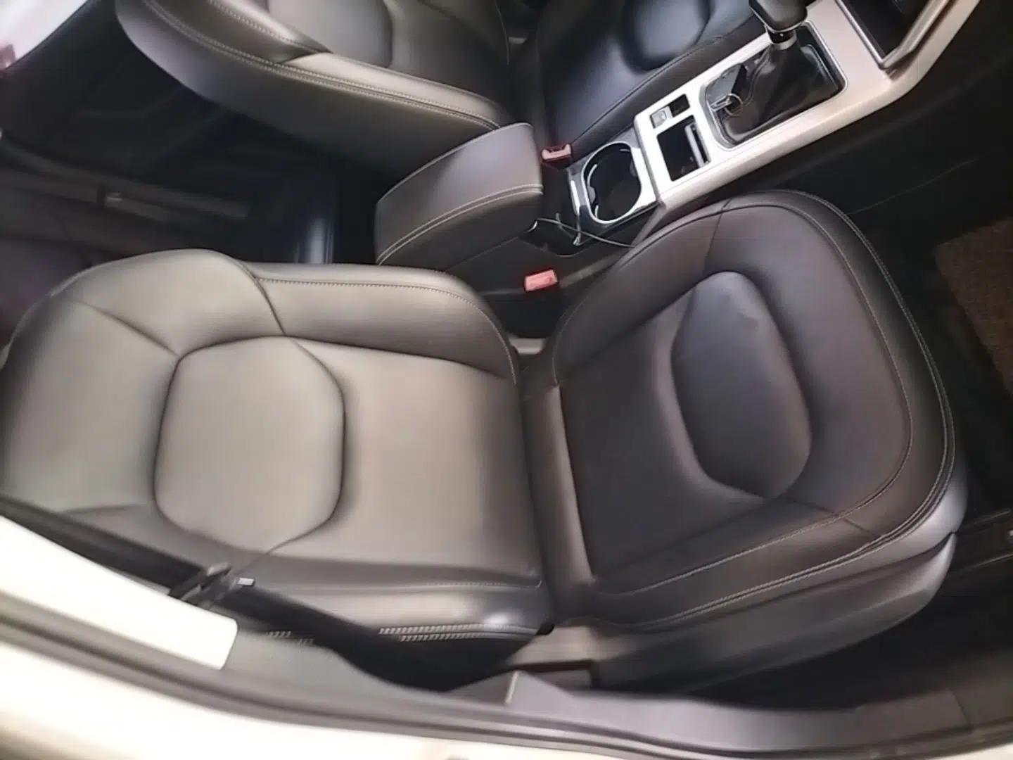 Bestune X40 2019 1.6L Automatic Luxury Edition China VI — миниатюра 23