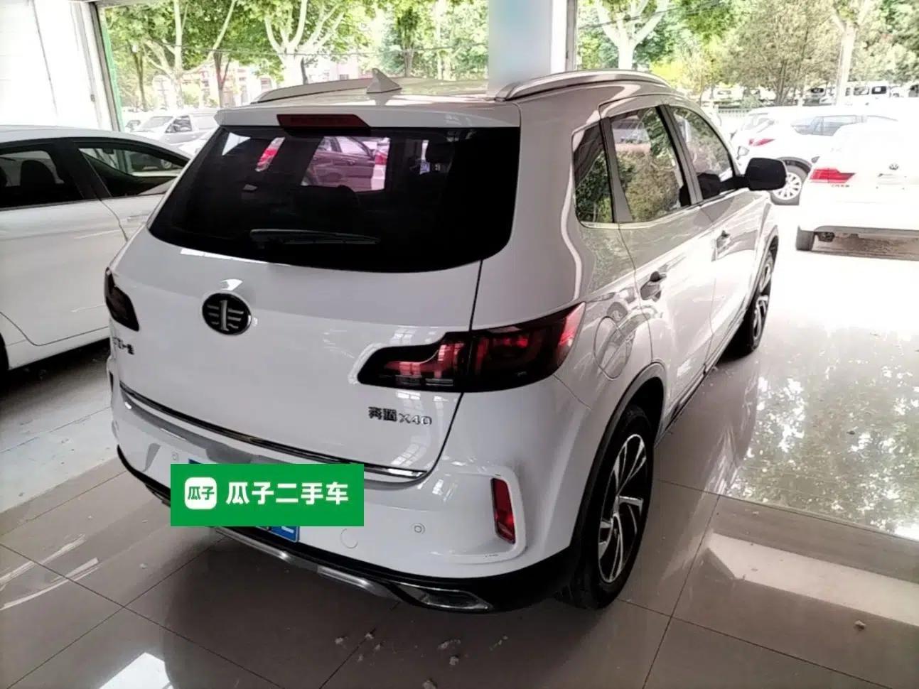Bestune X40 2019 1.6L Automatic Luxury Edition China VI — миниатюра 6