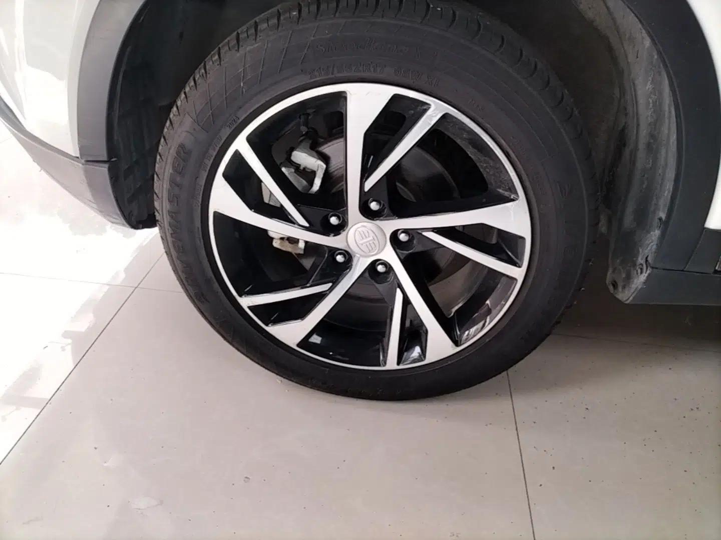Bestune X40 2019 1.6L Automatic Luxury Edition China VI — миниатюра 8