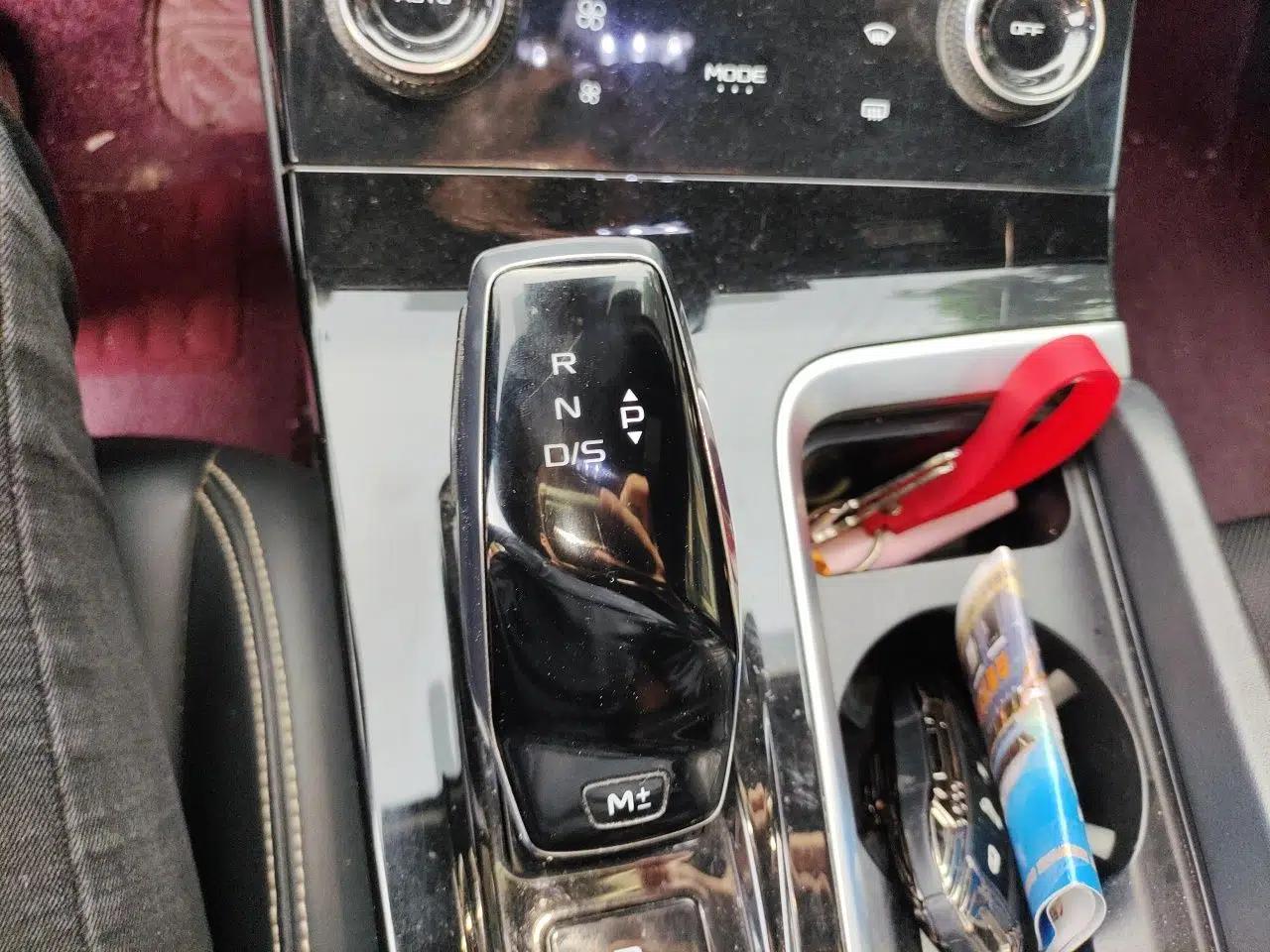 Bestune B70S 2022 2.0T Smart Trend Leader — миниатюра 15