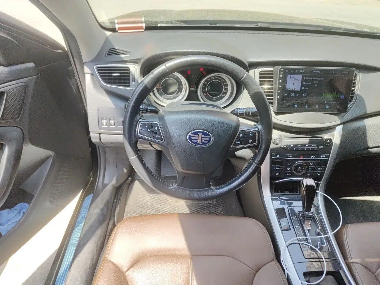 Bestune B90 2016 10th Anniversary Edition 1.8T Automatic Luxury Model — миниатюра 11