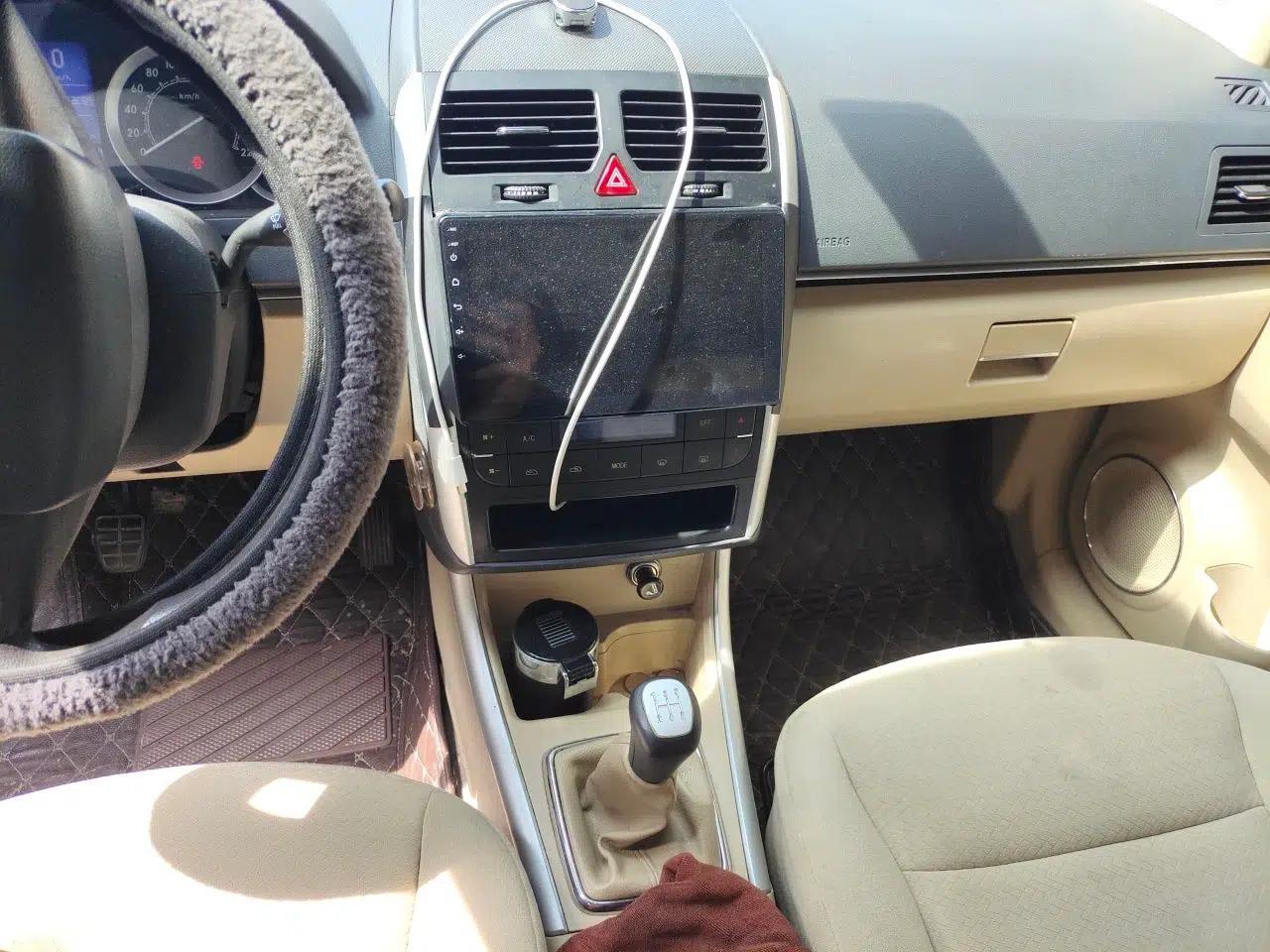 BAIC E Series 2013 Sedan 1.5L Manual Leshang Version — миниатюра 14