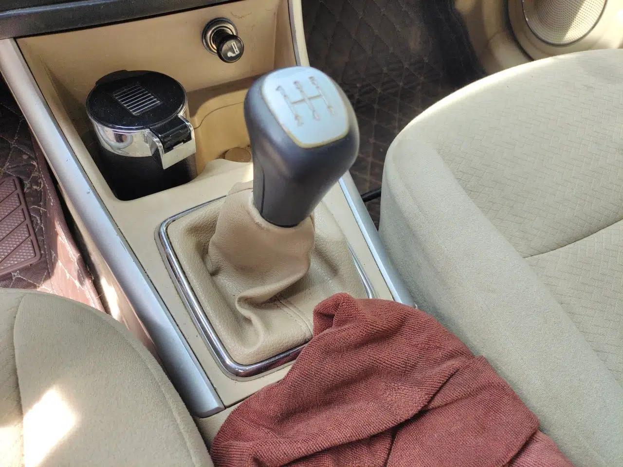 BAIC E Series 2013 Sedan 1.5L Manual Leshang Version — миниатюра 15
