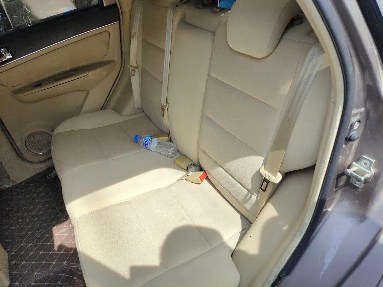 BAIC E Series 2013 Sedan 1.5L Manual Leshang Version — миниатюра 18