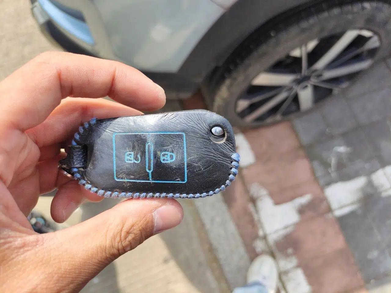 BAIC E Series 2013 Sedan 1.5L Manual Leshang Version — миниатюра 9