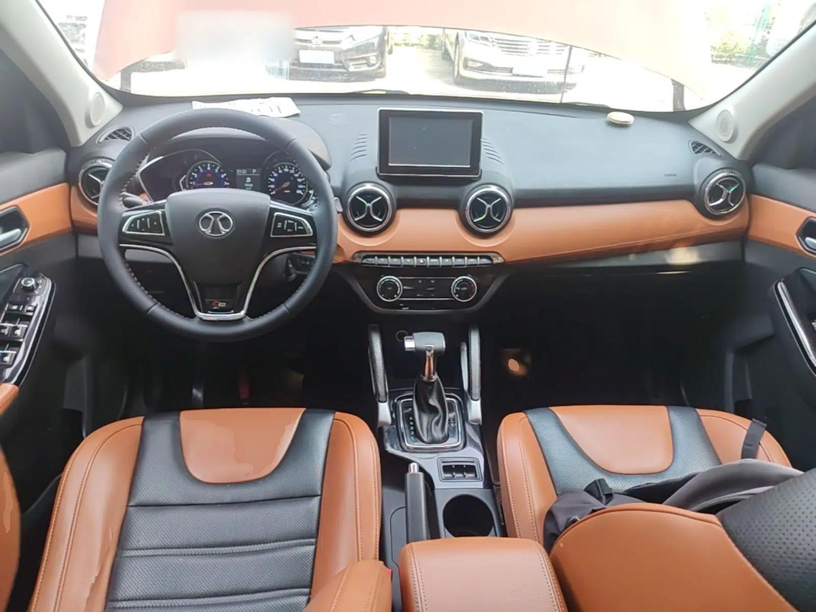 BAIC Senova X35 2016 1.5L Automatic Luxury Edition — миниатюра 13