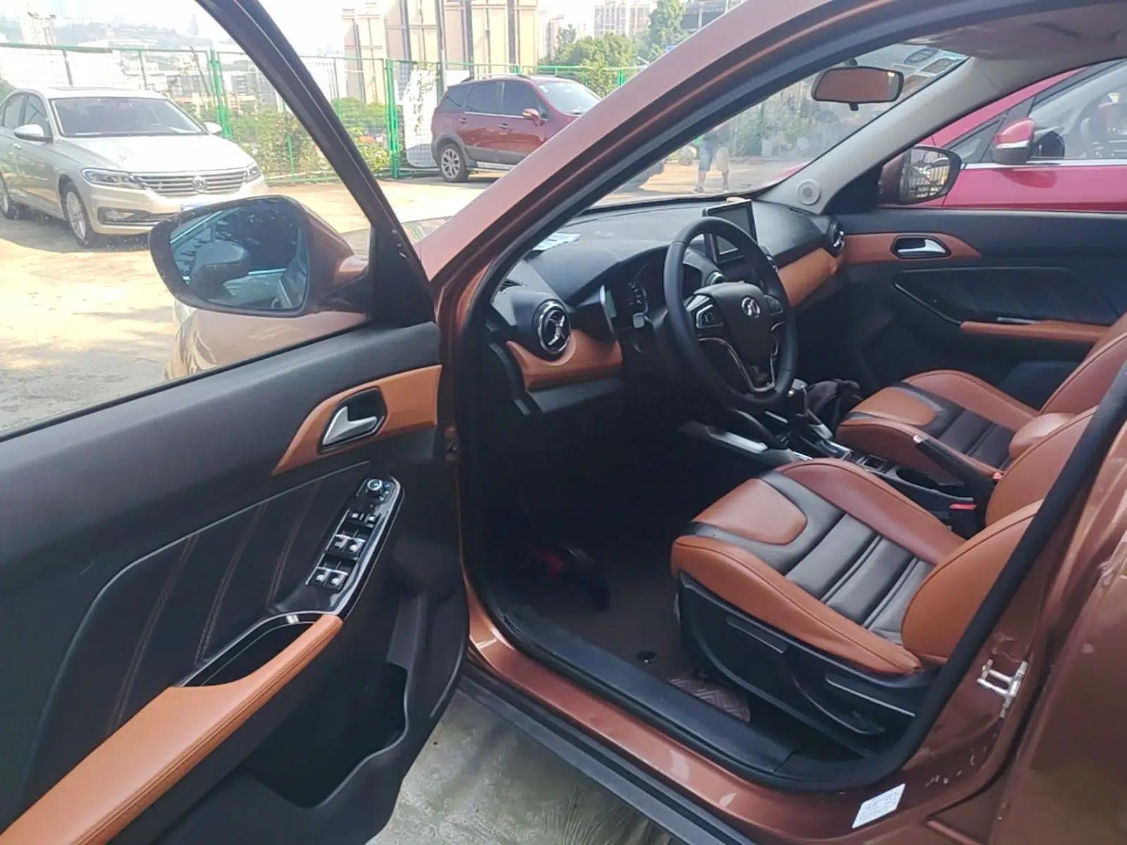 BAIC Senova X35 2016 1.5L Automatic Luxury Edition — миниатюра 19