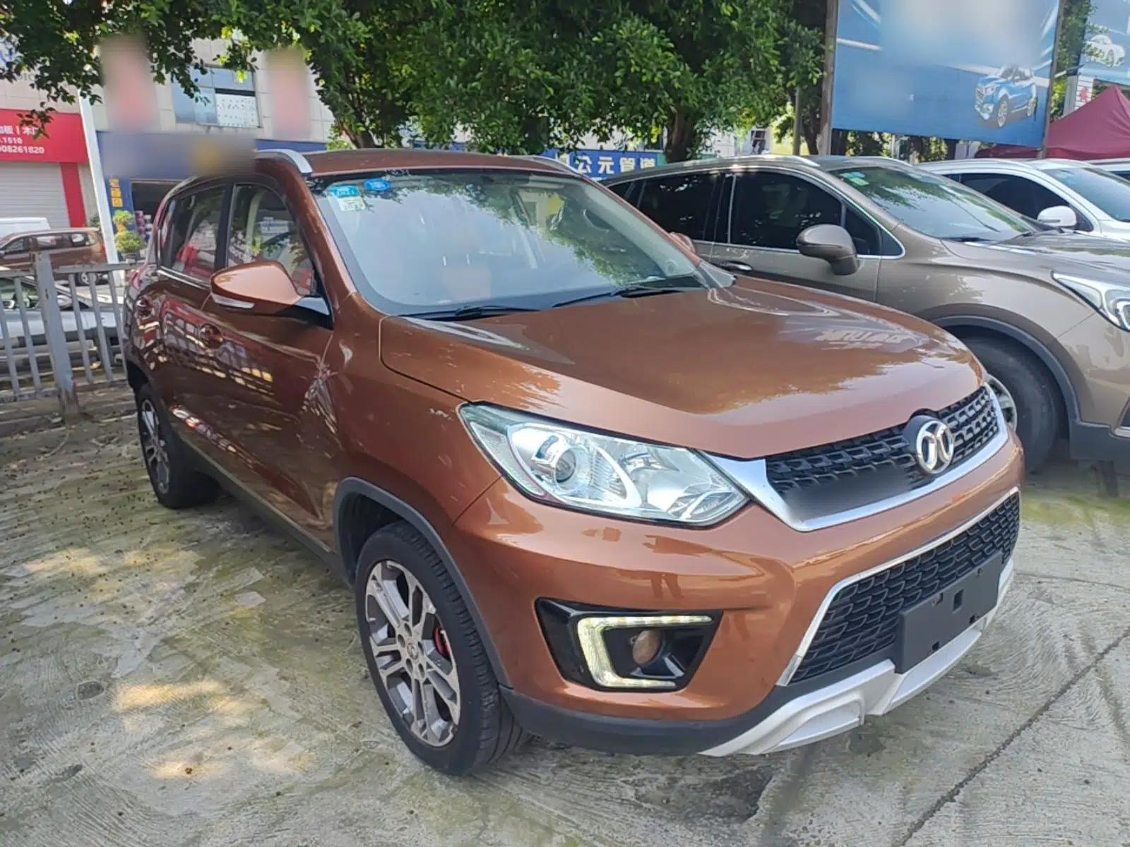 BAIC Senova X35 2016 1.5L Automatic Luxury Edition — миниатюра 3