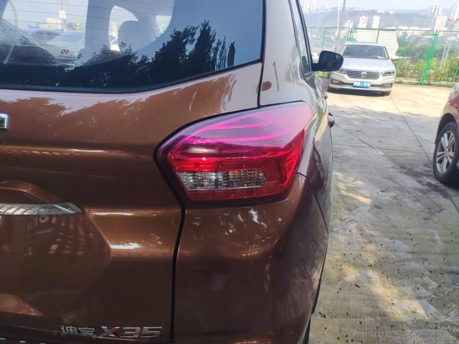 BAIC Senova X35 2016 1.5L Automatic Luxury Edition — миниатюра 7