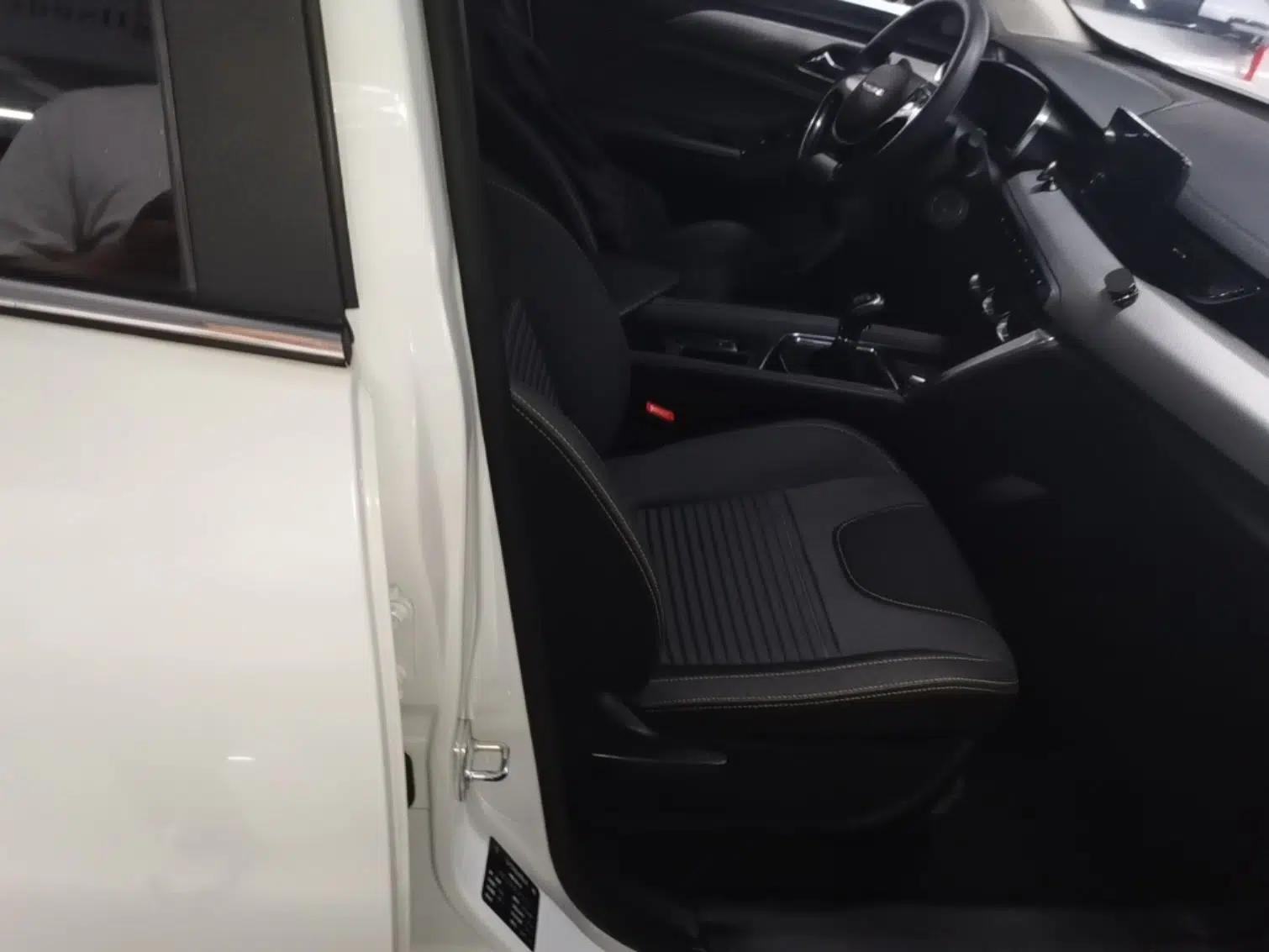 BAIC Beijing X3 2019 1.5T Manual Glory Edition — миниатюра 23