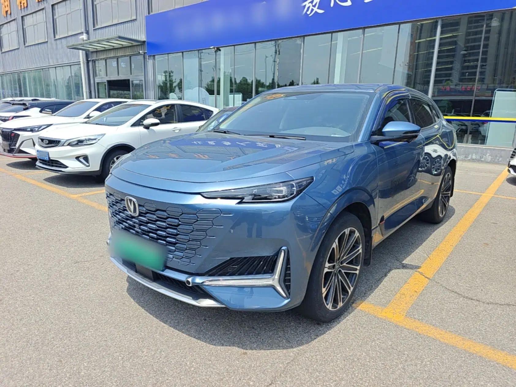CHANGAN UNI-K iDD 2022 Blue Whale iDD 130km 1.5T Prestige Model — миниатюра 1