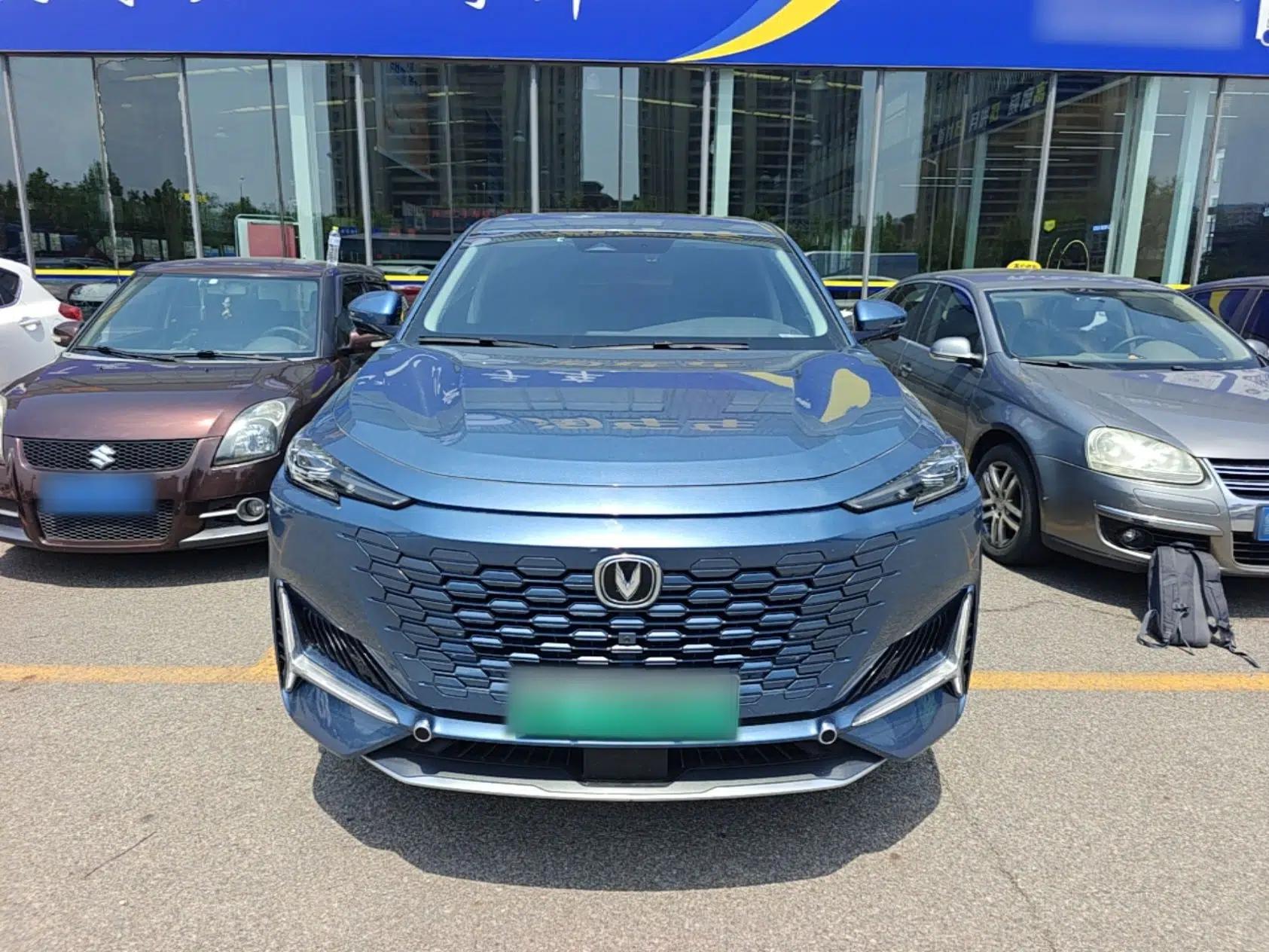 CHANGAN UNI-K iDD 2022 Blue Whale iDD 130km 1.5T Prestige Model — миниатюра 2