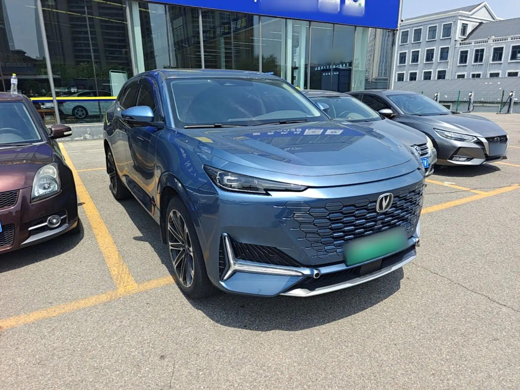 CHANGAN UNI-K iDD 2022 Blue Whale iDD 130km 1.5T Prestige Model — миниатюра 3