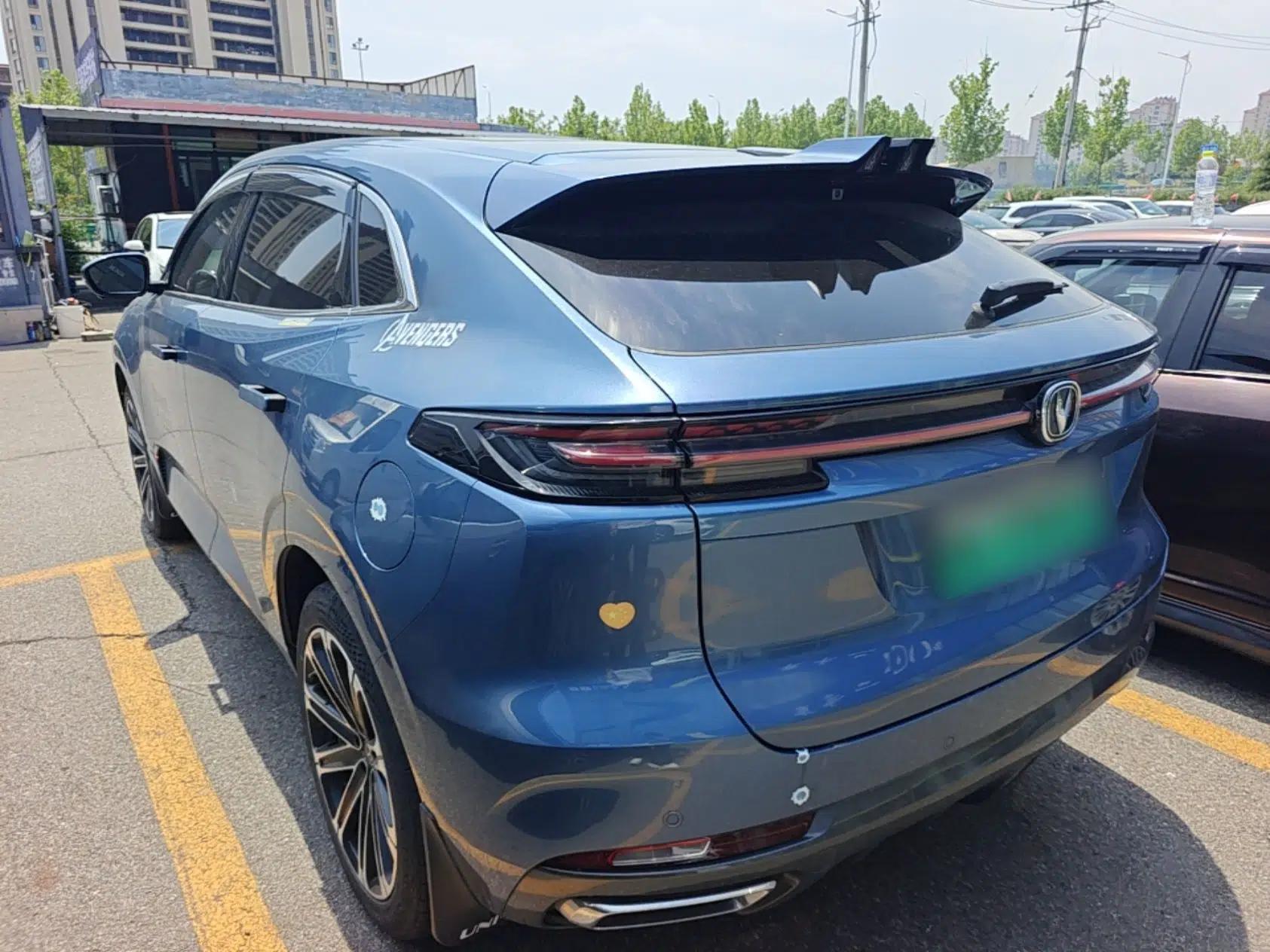 CHANGAN UNI-K iDD 2022 Blue Whale iDD 130km 1.5T Prestige Model — миниатюра 4