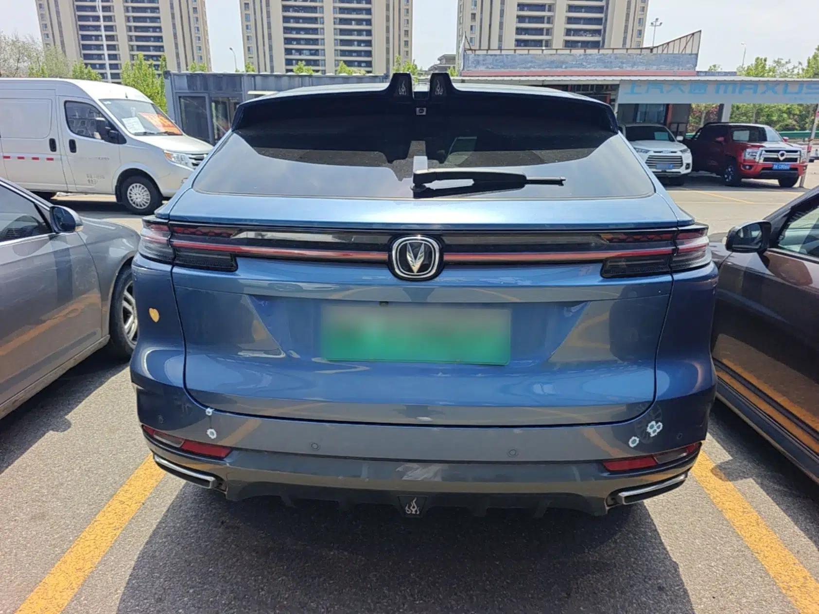 CHANGAN UNI-K iDD 2022 Blue Whale iDD 130km 1.5T Prestige Model — миниатюра 5