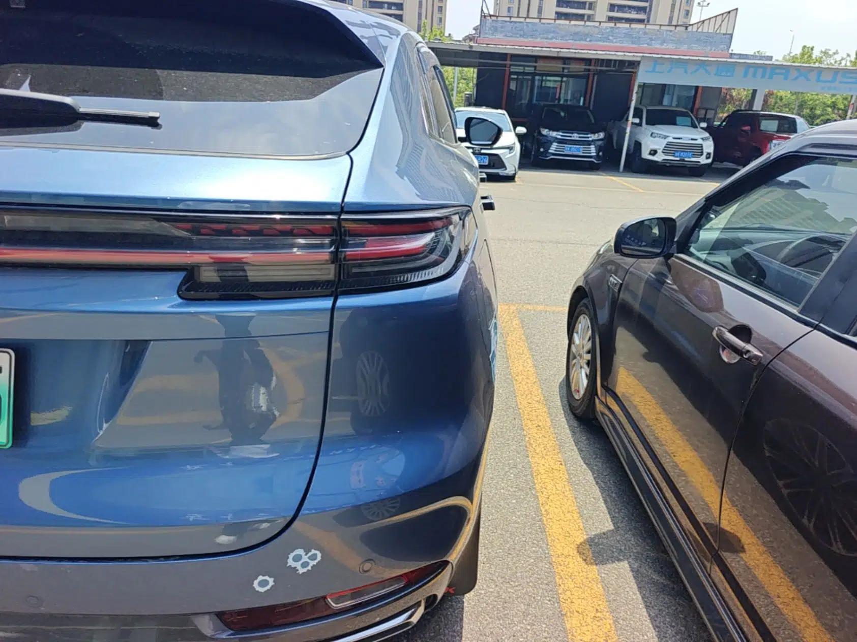 CHANGAN UNI-K iDD 2022 Blue Whale iDD 130km 1.5T Prestige Model — миниатюра 7