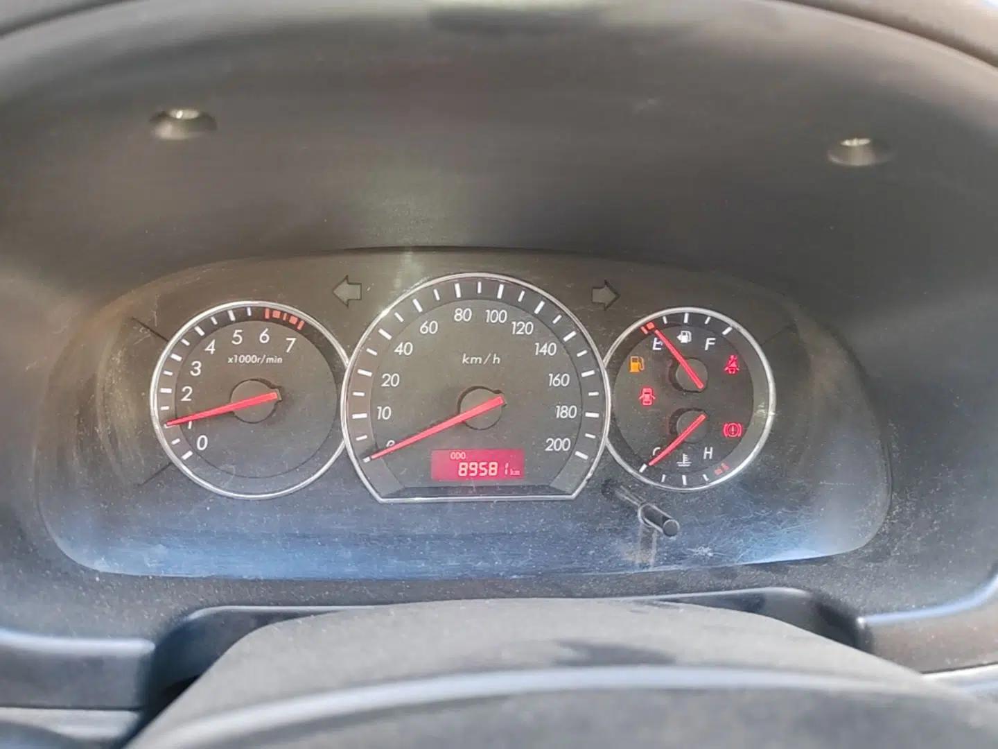 CHANGAN Alsvin V3 2012 1.3L Manual Standard Edition — миниатюра 12