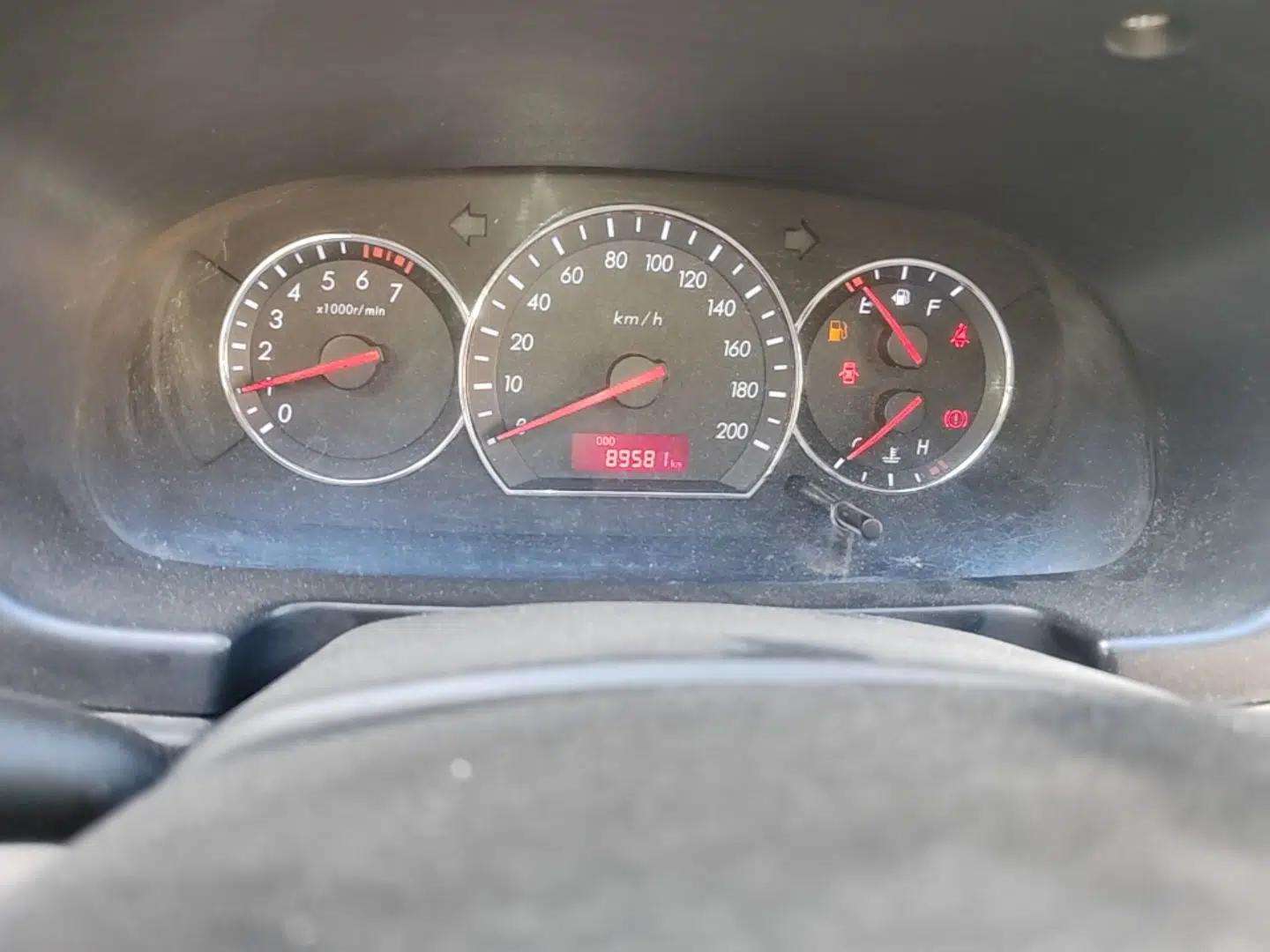 CHANGAN Alsvin V3 2012 1.3L Manual Standard Edition — миниатюра 13