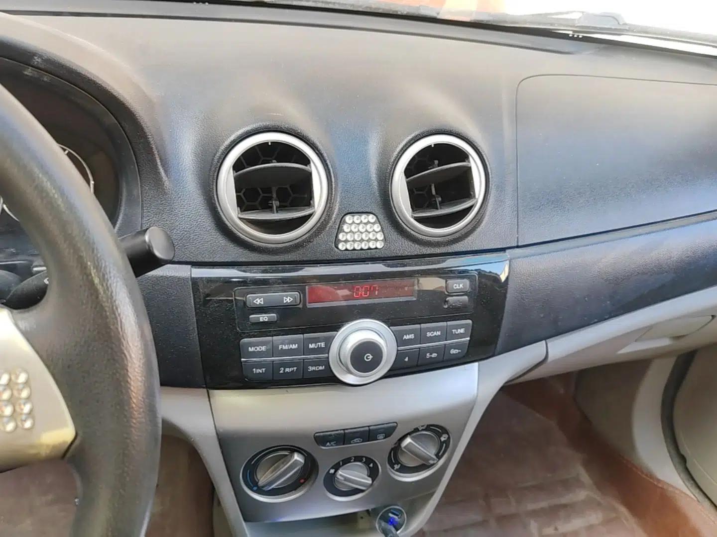 CHANGAN Alsvin V3 2012 1.3L Manual Standard Edition — миниатюра 14