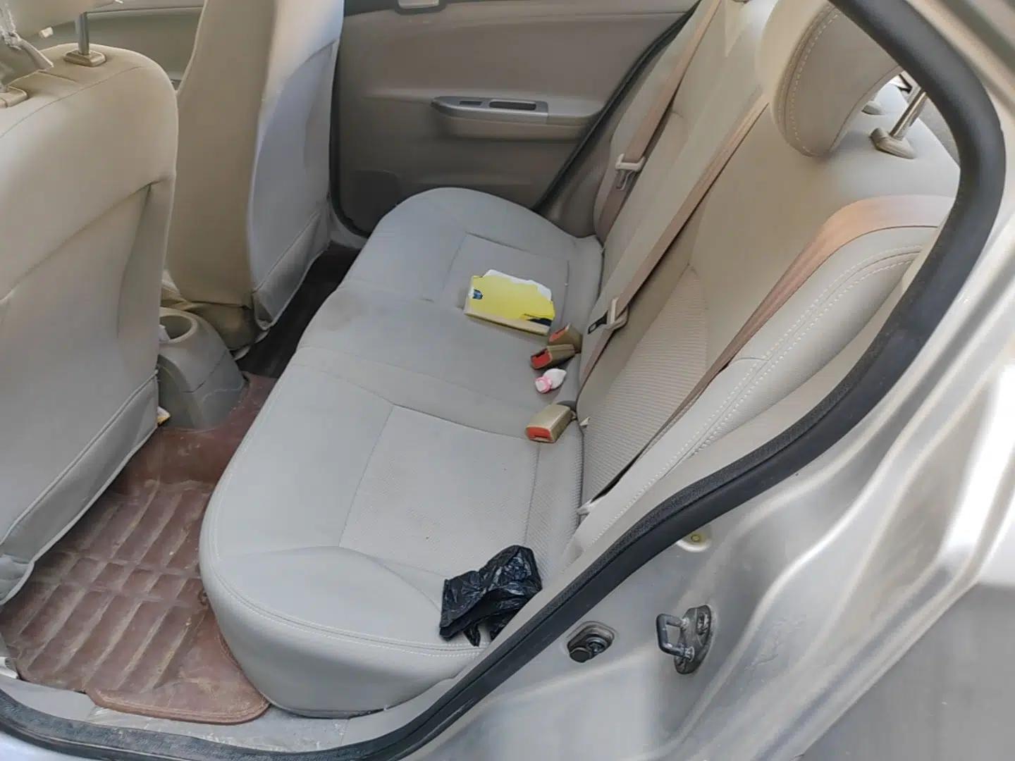 CHANGAN Alsvin V3 2012 1.3L Manual Standard Edition — миниатюра 18