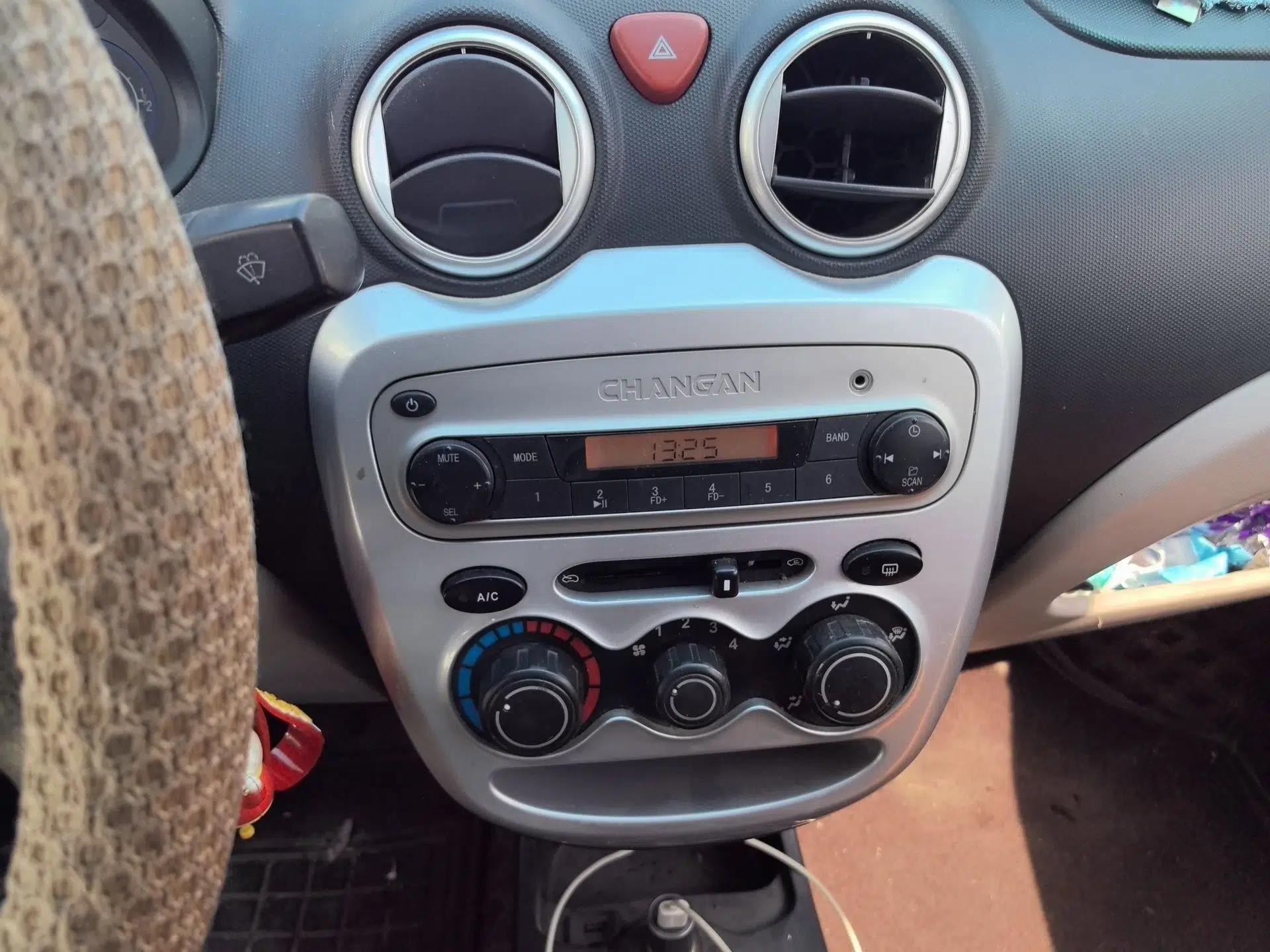 CHANGAN Benni mini 2012 1.0L Manual Fashion Edition China V Standard — миниатюра 14