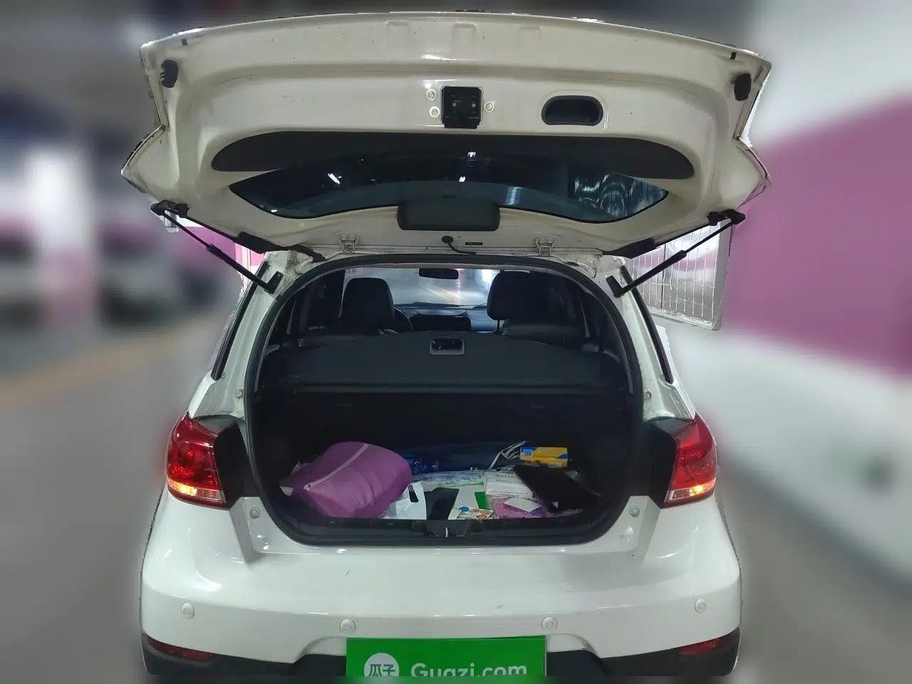 Great Wall M4 2014 1.5L Manual Luxury Model — миниатюра 20