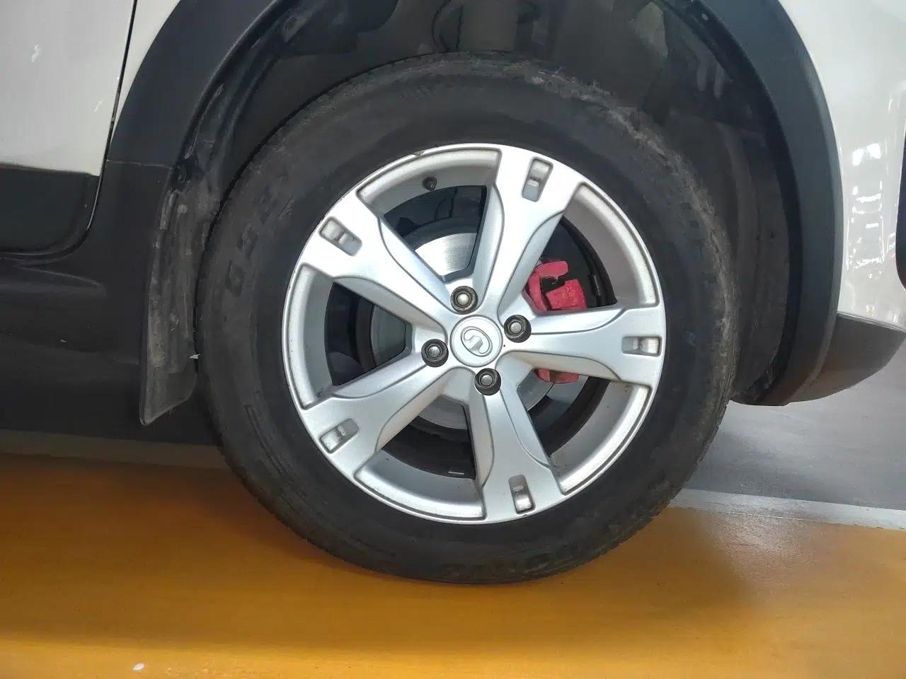 Great Wall M4 2014 1.5L Manual Luxury Model — миниатюра 8