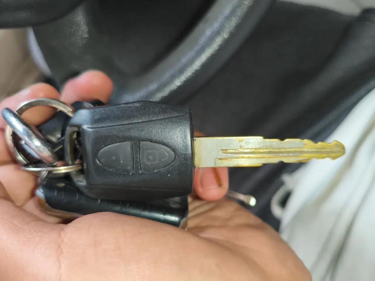 CHANGAN KAICHENG Ruixing M80 2014 1.5L Comfort Model 4G15S — миниатюра 9