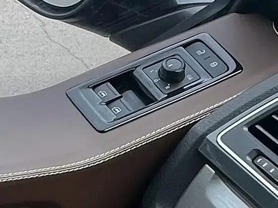Caravelle 2019 2.0TSI 4WD Luxury 7-Seater — миниатюра 12