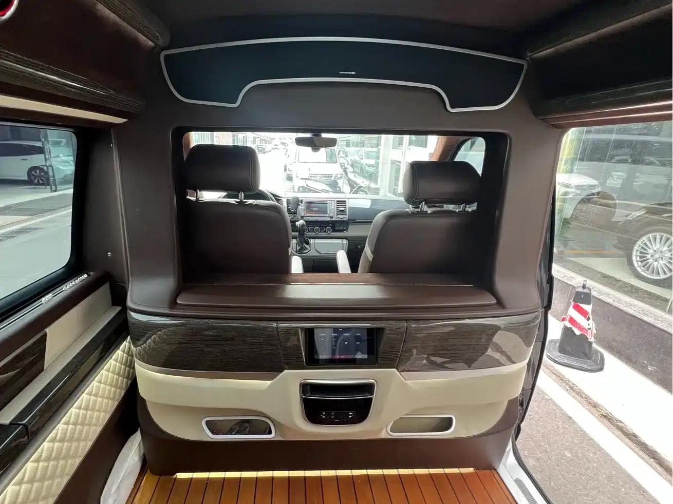 Caravelle 2019 2.0TSI 4WD Luxury 7-Seater — миниатюра 17