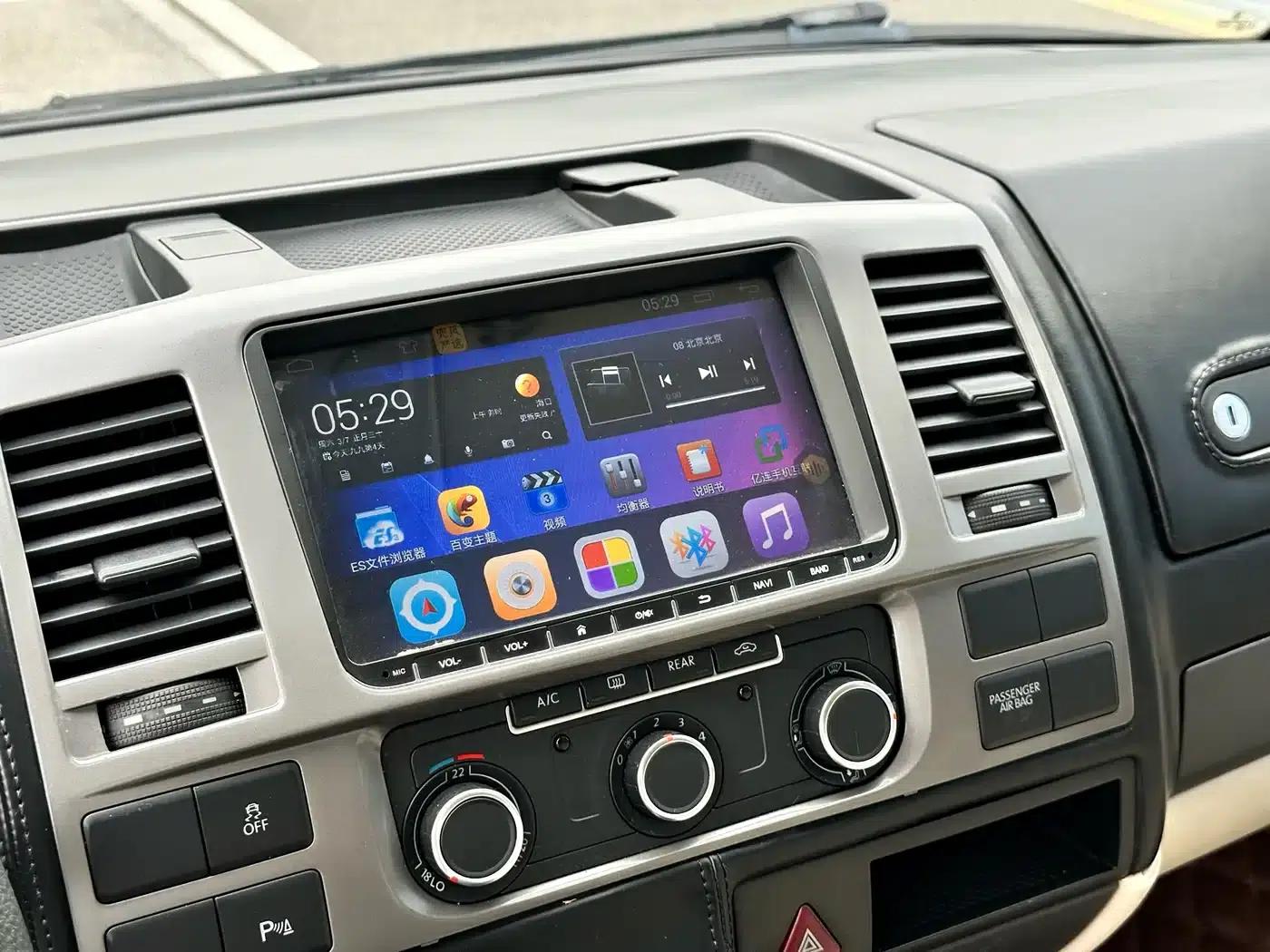 Caravelle 2014 2.0TSI 4WD Comfort Edition — миниатюра 16