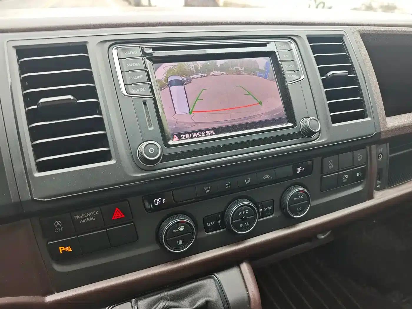 Caravelle 2018 2.0TSI 4WD Luxury 7-Seater — миниатюра 12
