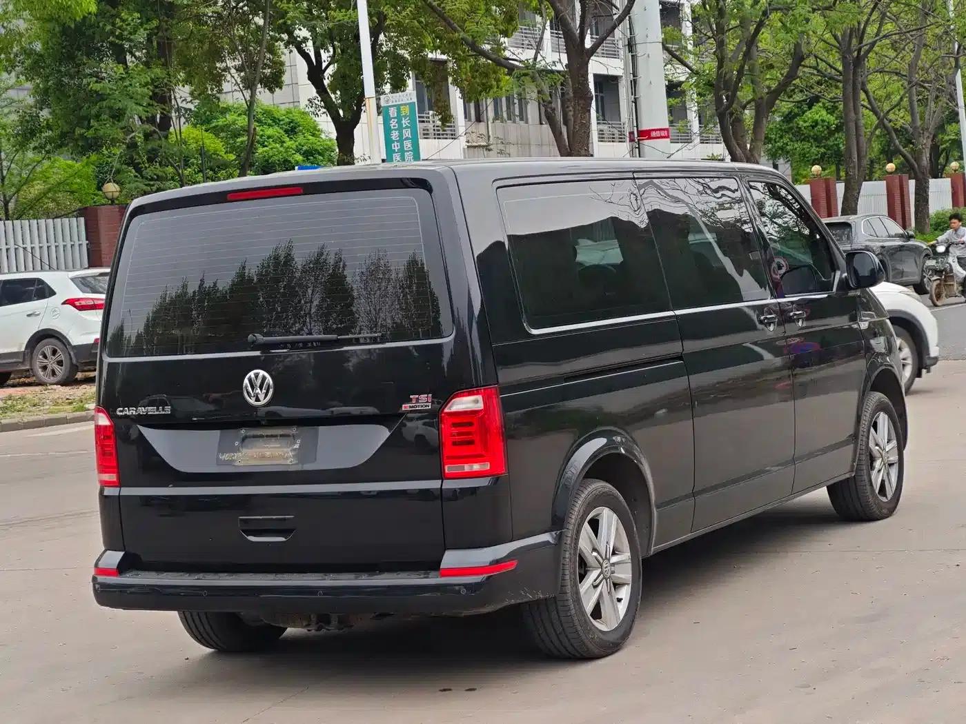 Caravelle 2018 2.0TSI 4WD Luxury 7-Seater — миниатюра 3