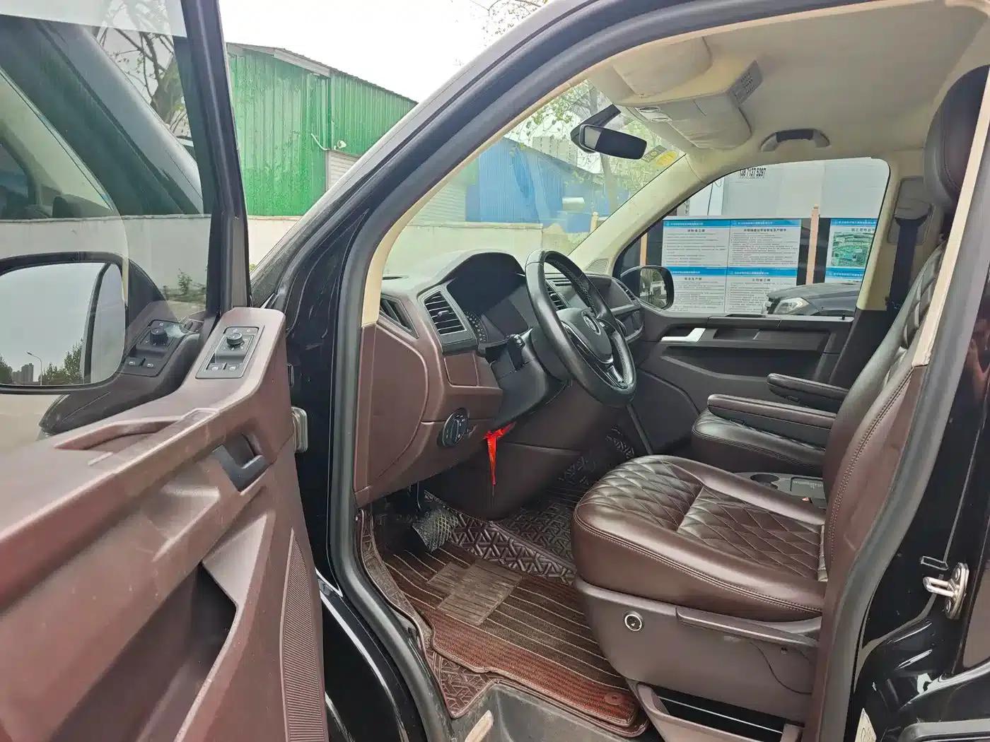 Caravelle 2018 2.0TSI 4WD Luxury 7-Seater — миниатюра 4