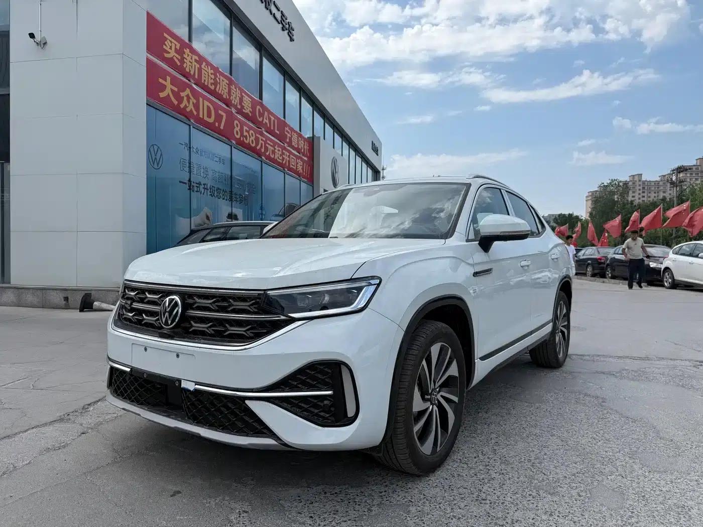 Tayron X 2024 330TSI 2WD Premium High-Performance Edition — миниатюра 1
