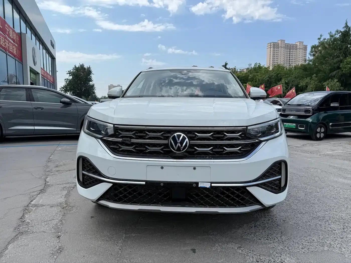 Tayron X 2024 330TSI 2WD Premium High-Performance Edition — миниатюра 2