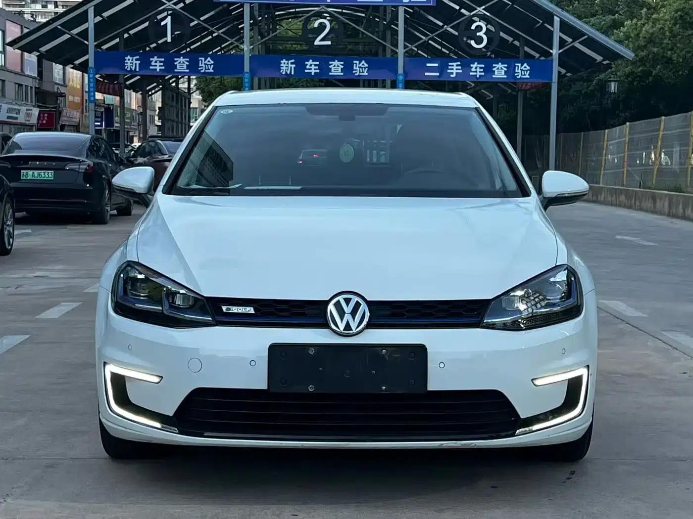 Imported 2018 e-Golf New Energy — миниатюра 1