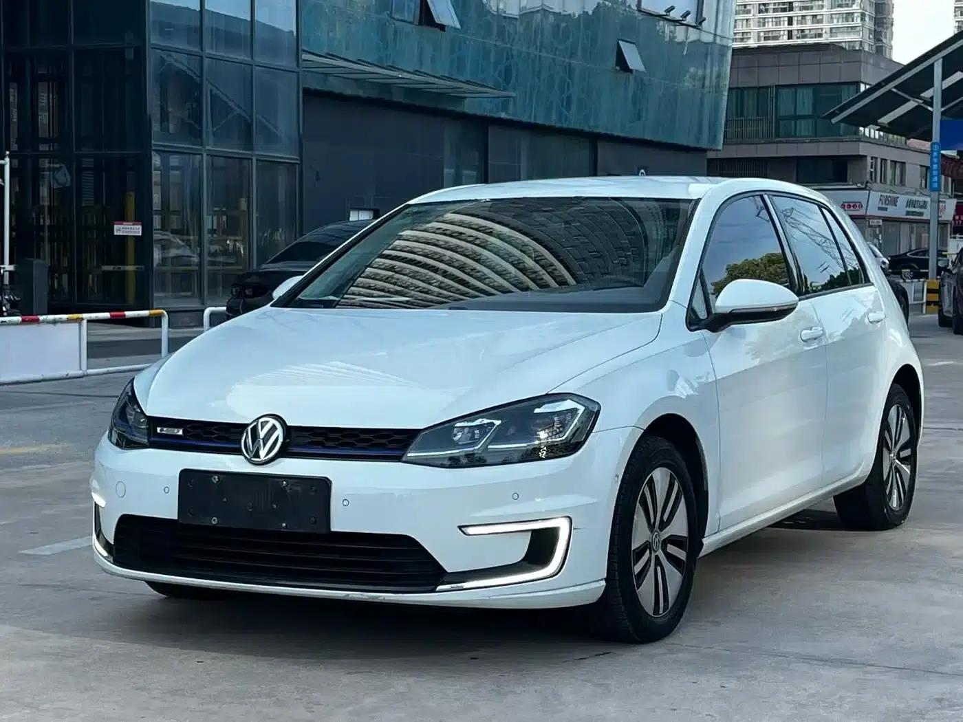 Imported 2018 e-Golf New Energy — миниатюра 2
