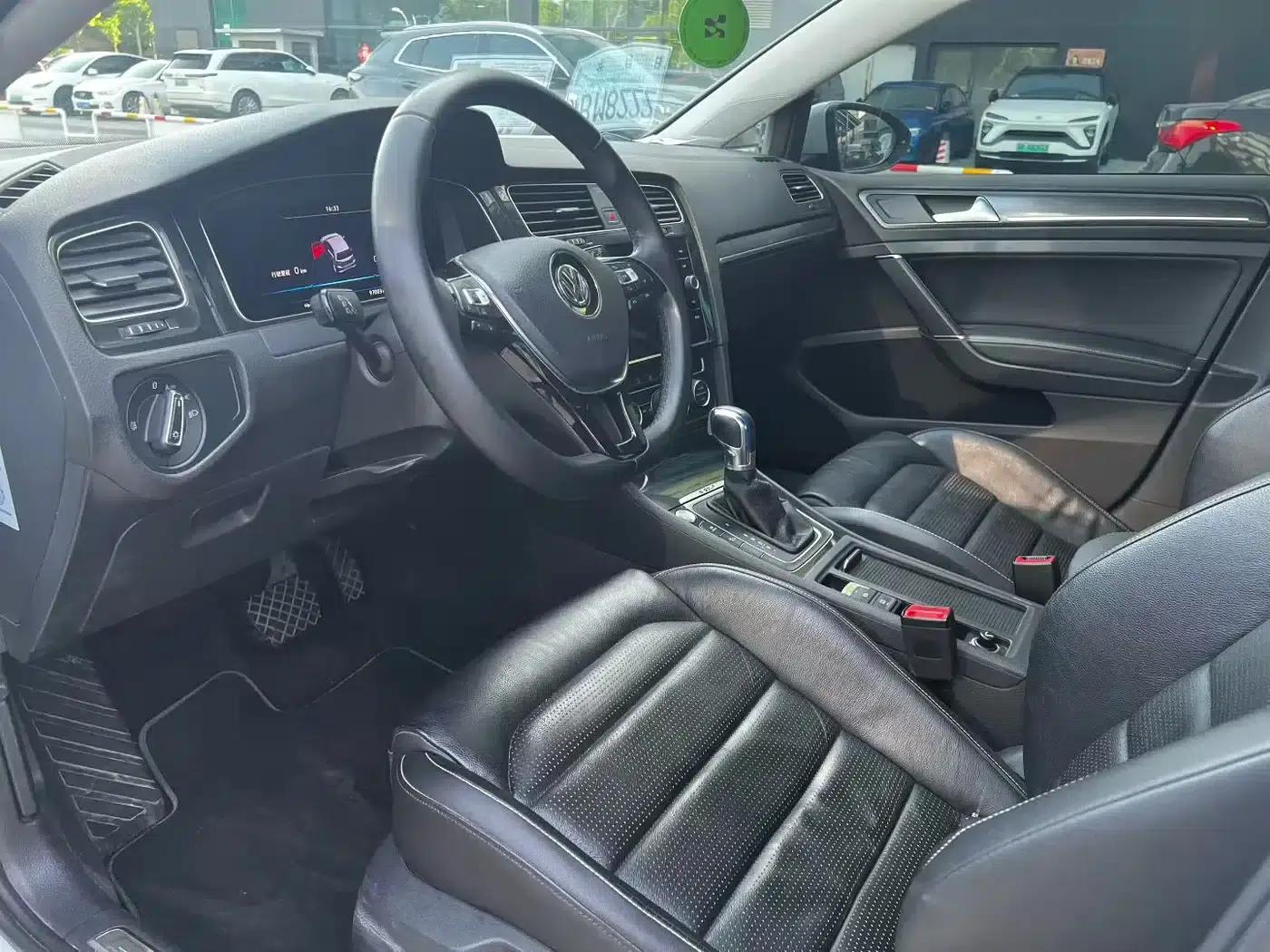 Imported 2018 e-Golf New Energy — миниатюра 6