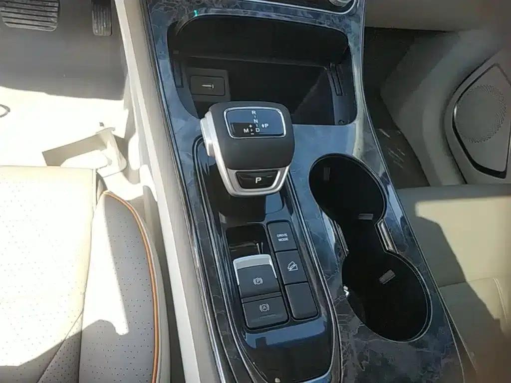 Fengxing Yacht 2022 1.5T DCT Wave Chaser Edition — миниатюра 14