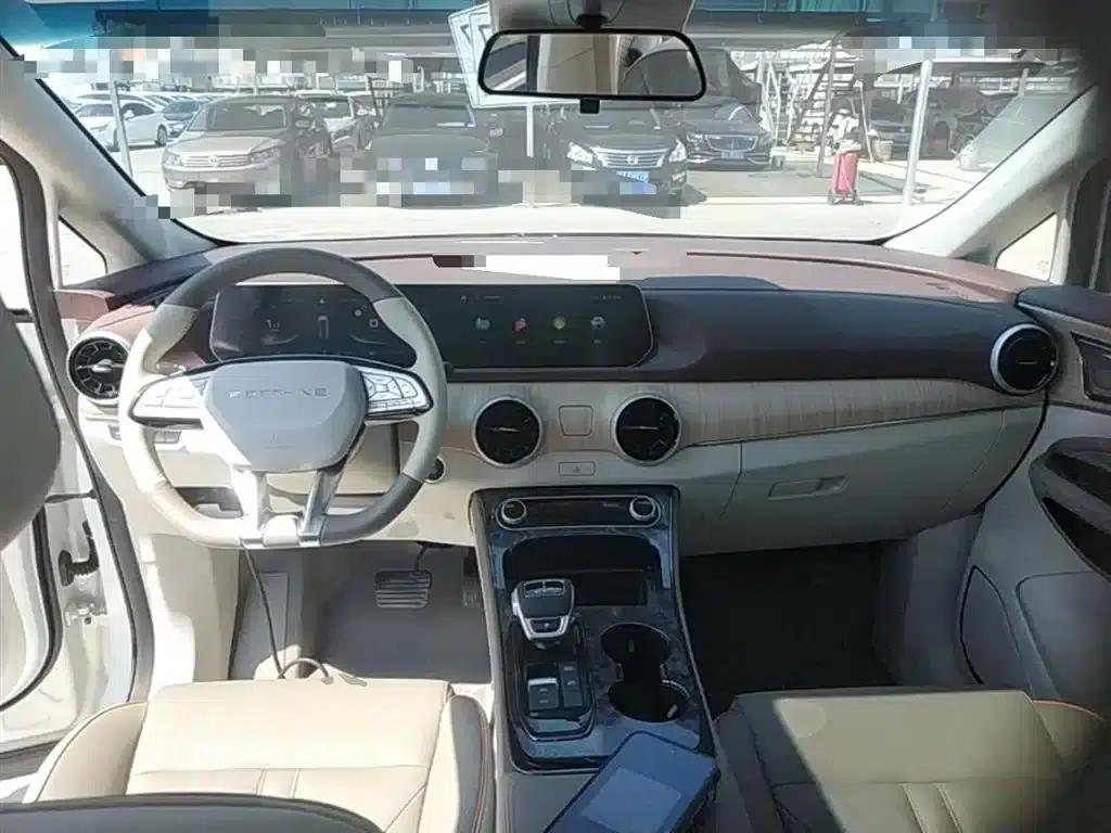 Fengxing Yacht 2022 1.5T DCT Wave Chaser Edition — миниатюра 10