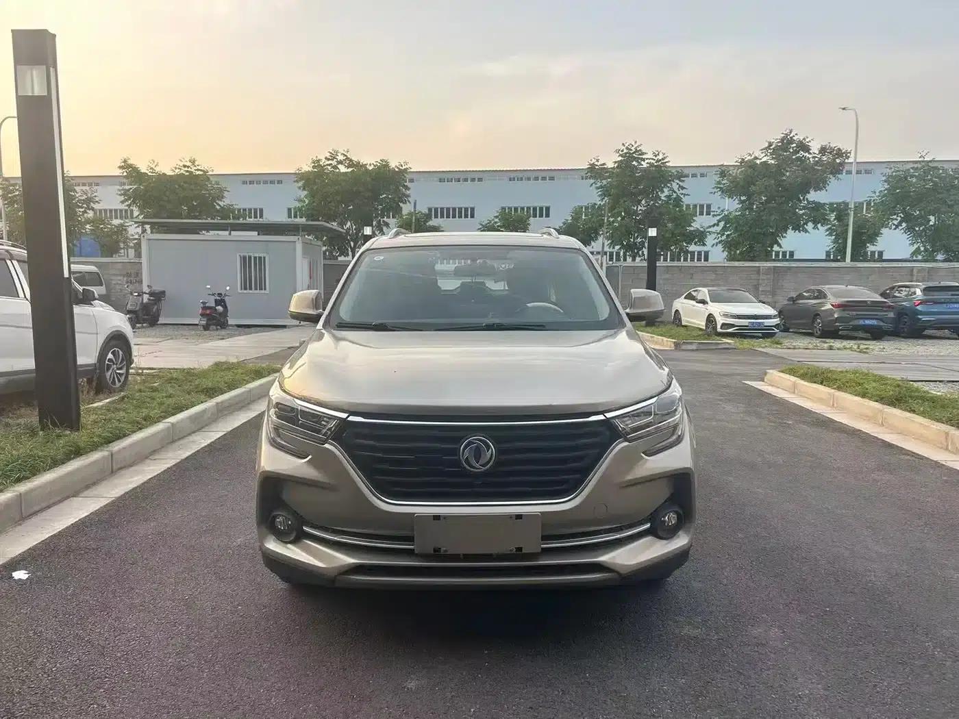 Fengxing T5 2020 1.6L Manual Comfort Model (China VI Emission Standard) — миниатюра 1