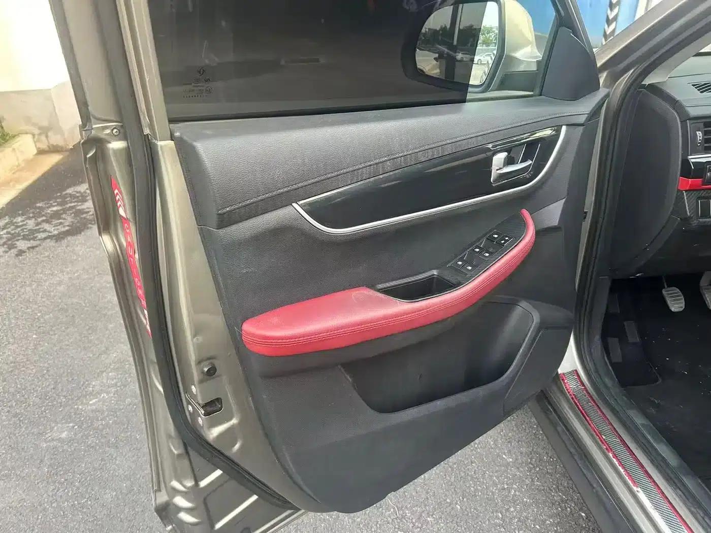 Fengxing T5 2020 1.6L Manual Comfort Model (China VI Emission Standard) — миниатюра 4